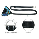 Hand-held dog walking lead adjustable